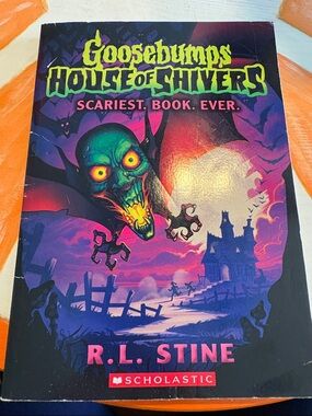 Scholastic Goosebumps House of Shivers
